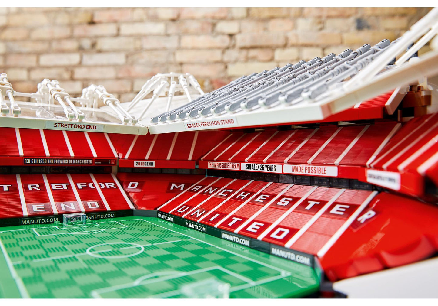 Lego 10272 Creator Expert Old Trafford - Manchester United - plegobil