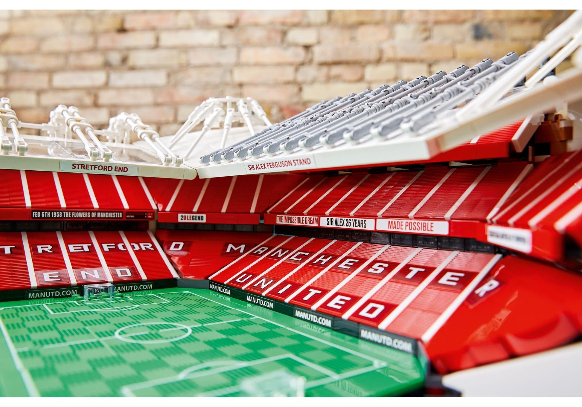 Lego 10272 Creator Expert Old Trafford - Manchester United - plegobil