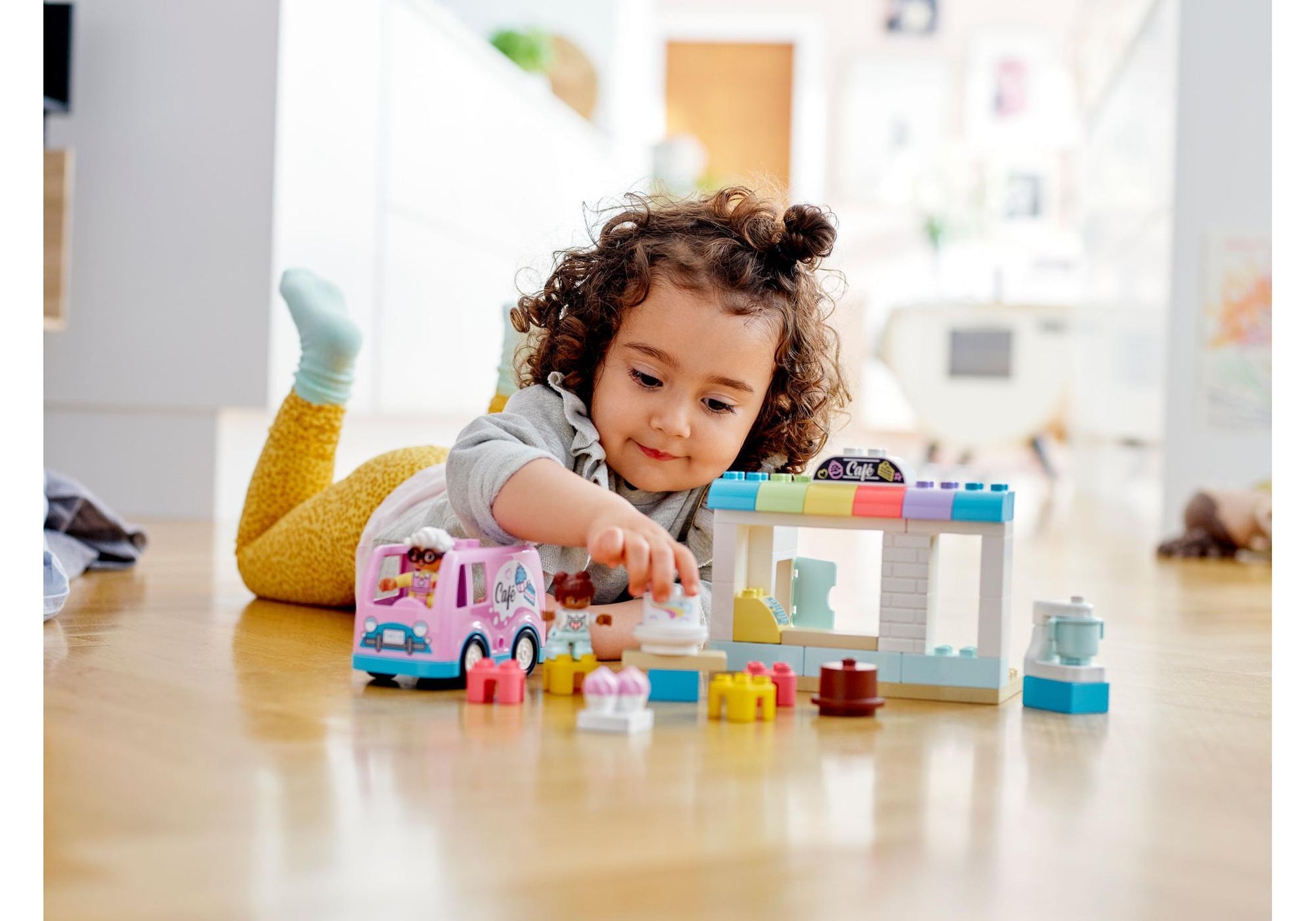 Lego 10928 DUPLO Tortenbäckerei - plegobil