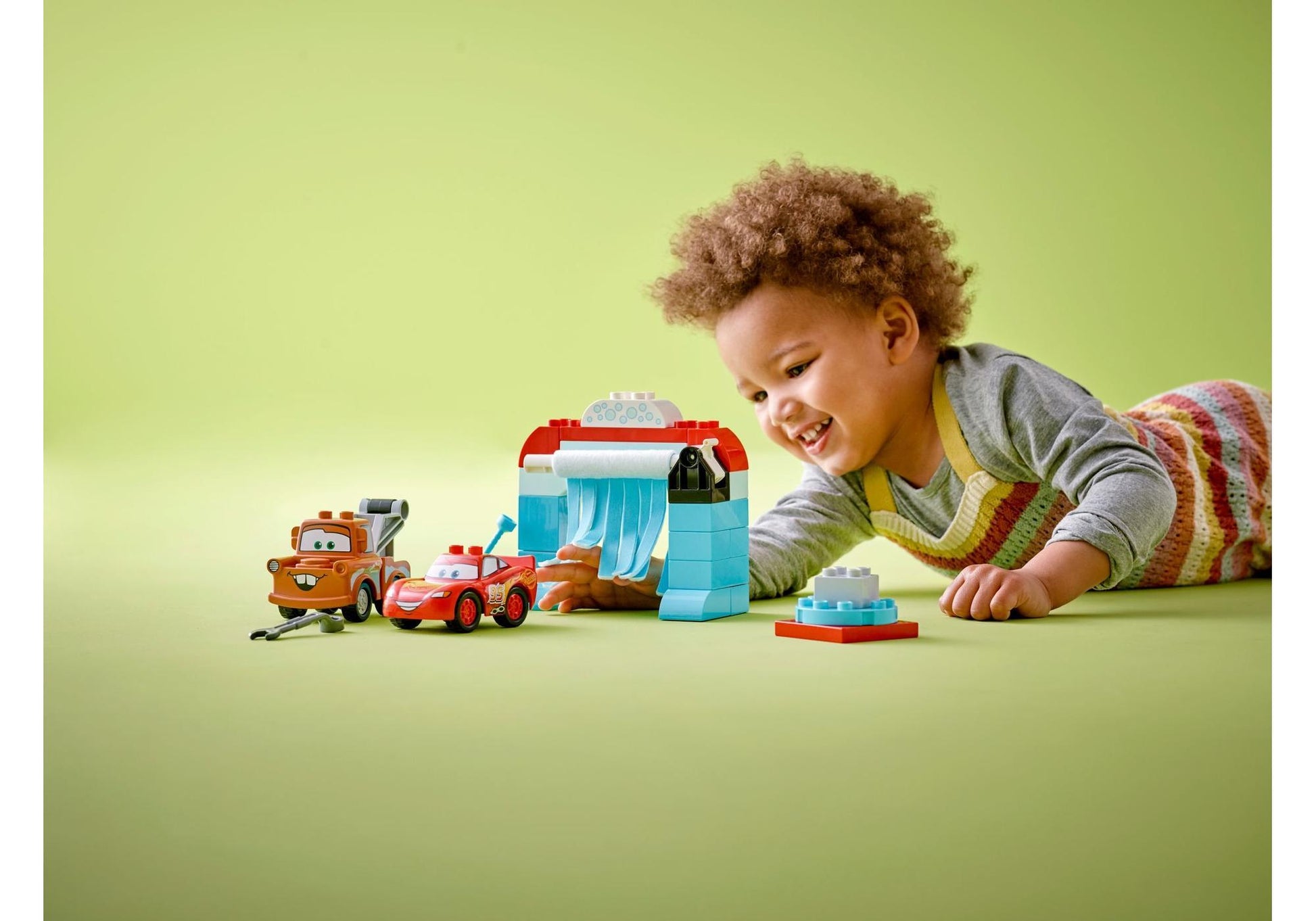 Lego 10996 DUPLO Disney Cars: Lightning McQueen und Mater in der Waschanlage - plegobil