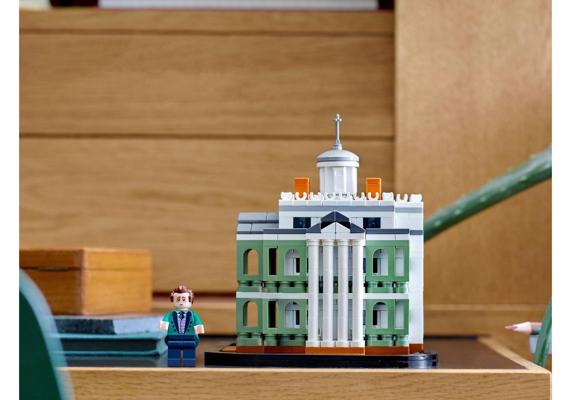 Lego 40521 Disney: The Haunted Mansion aus den Disney Parks - plegobil