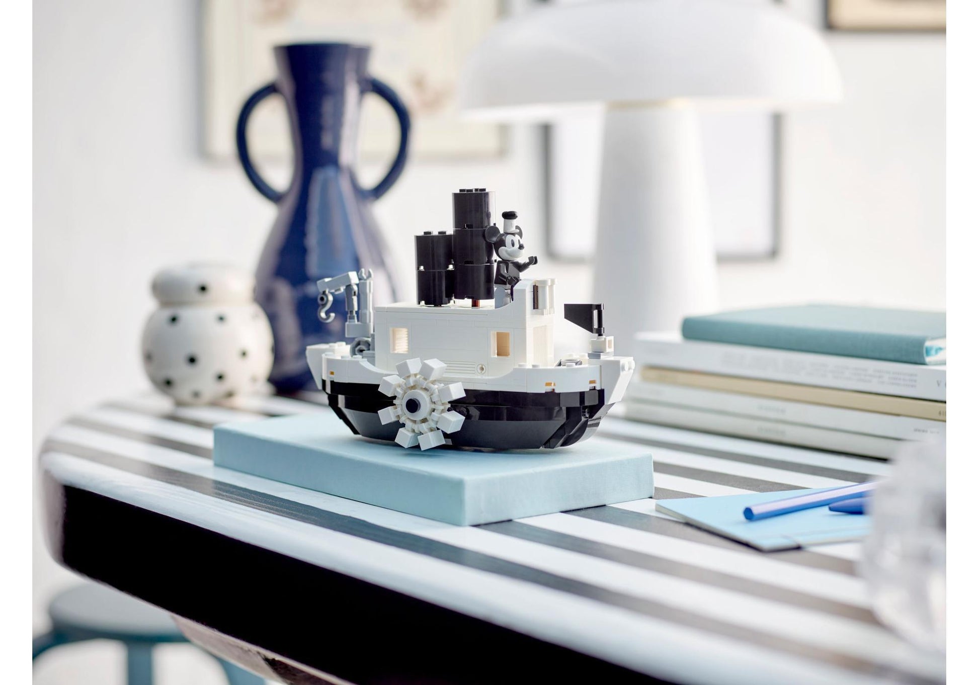 Lego 40659 Disney 100 Jahre: Steamboat Willie - Mini-Modell - plegobil