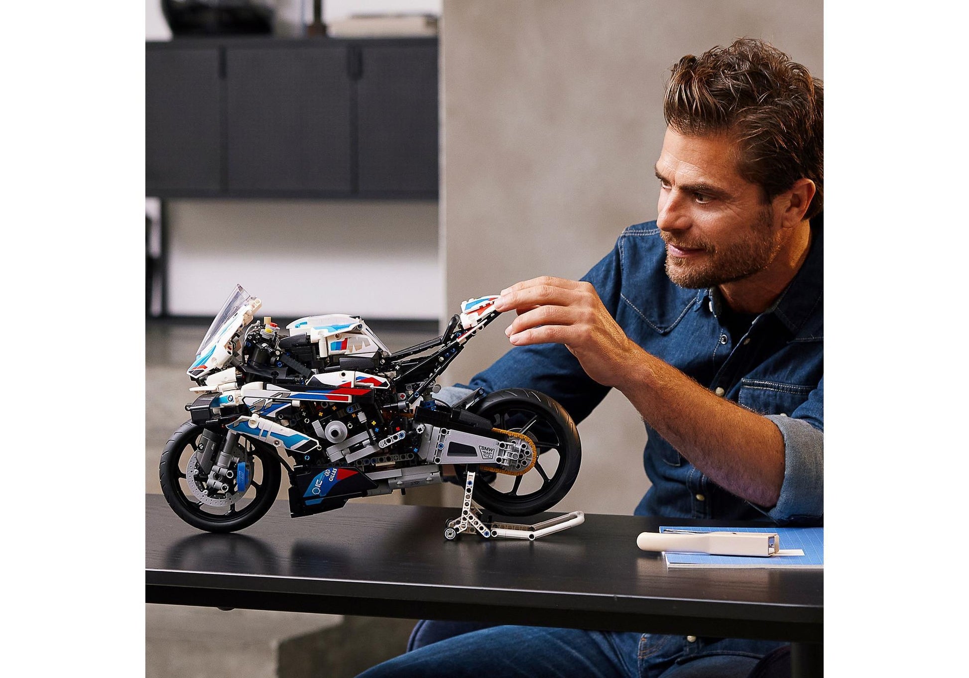 Lego 42130 Technic BMW M 1000 RR - plegobil