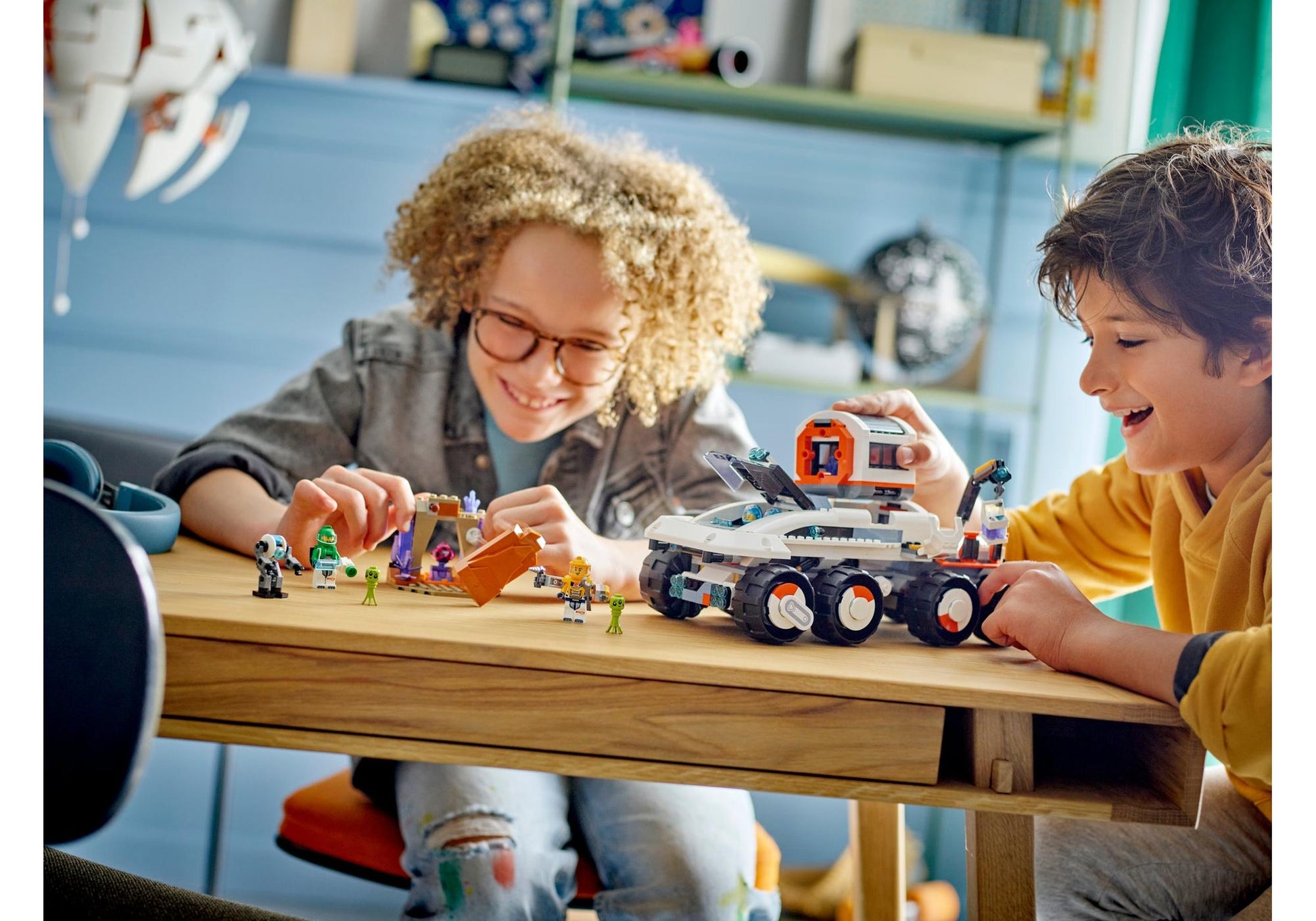 Lego 60432 City: Kommando-Rover mit Ladekran - plegobil
