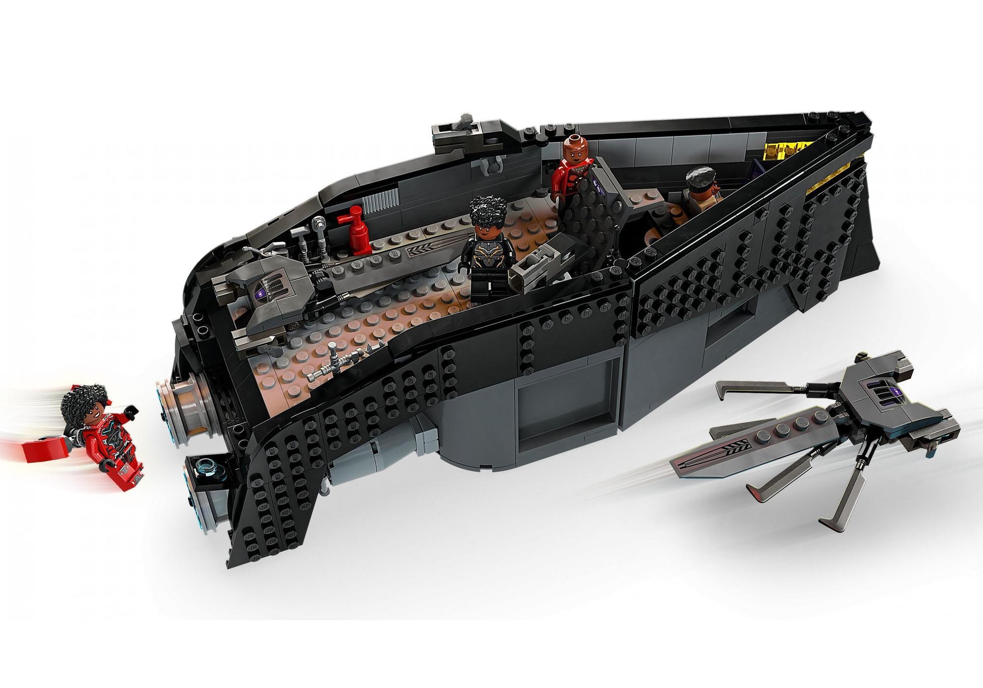 Lego 76214 Black Panther: Duell auf dem Wasser - plegobil