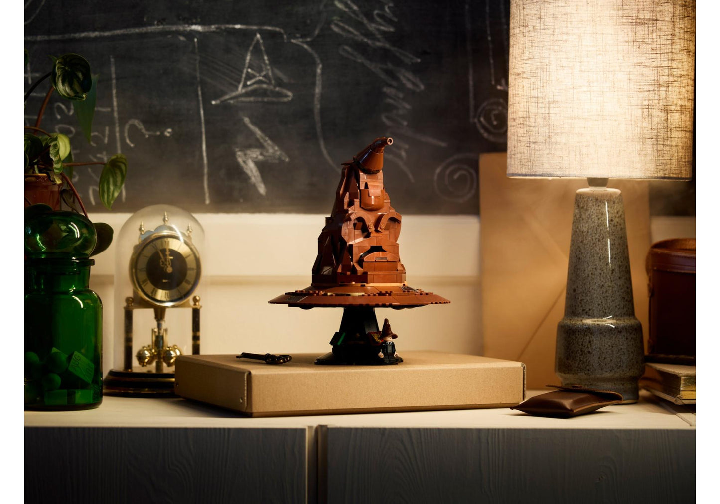 Lego 76429 Harry Potter: Der Sprechende Hut - plegobil