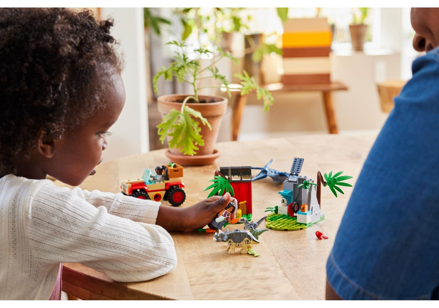 Lego 76963 Jurassic World: Rettungszentrum für Baby-Dinos - plegobil