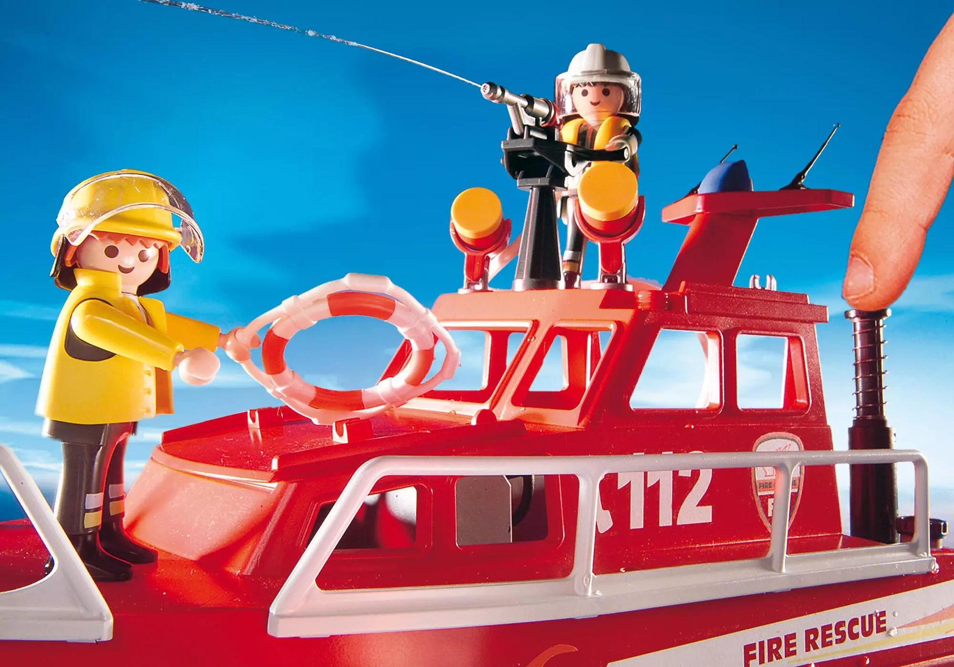 Playmobil 3128 City Action Feuerlöschboot mit Pumpe (Folienverpackung) - plegobil