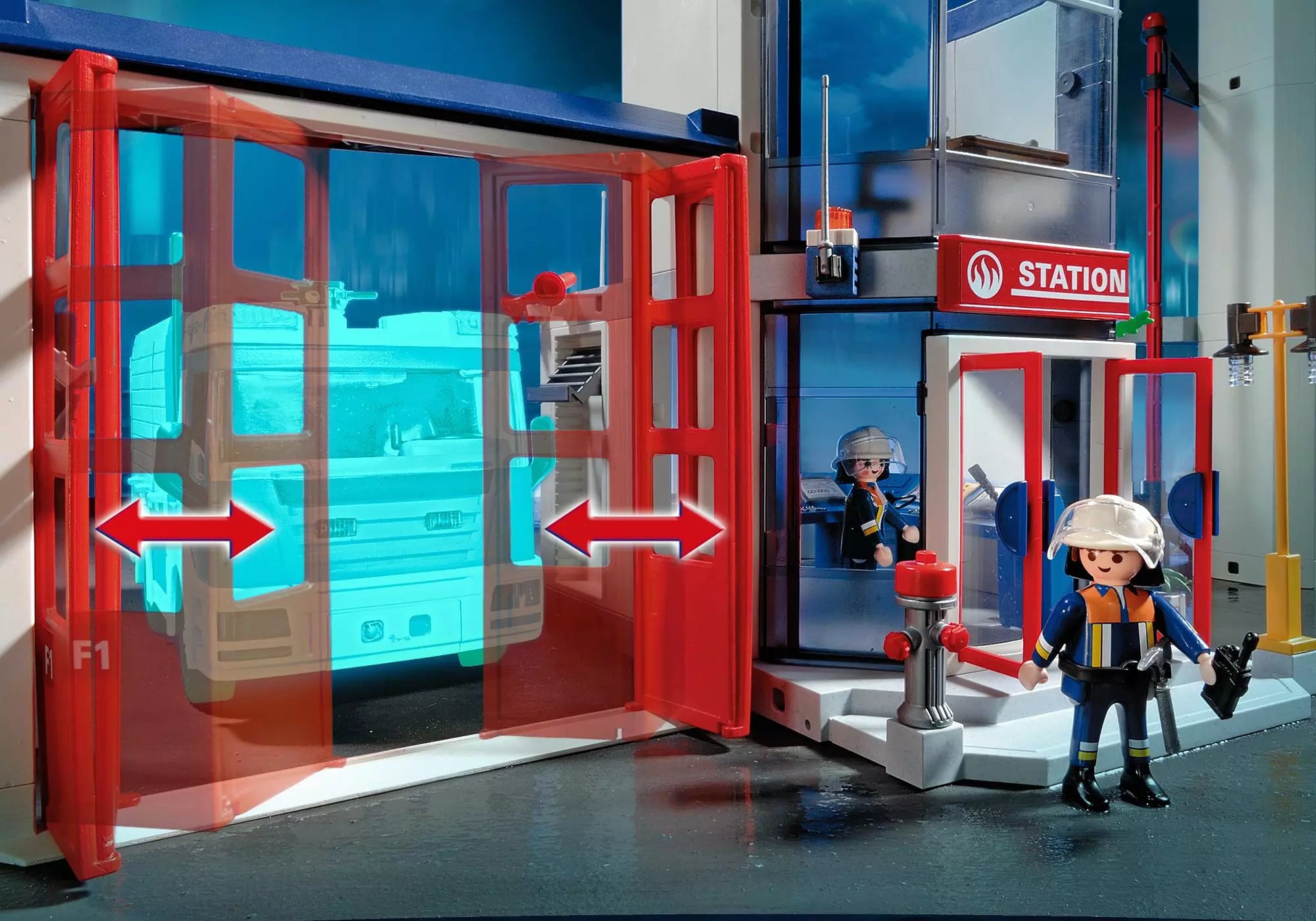 Playmobil 4819 Sammlerstück City Action Feuerwehr-Hauptquartier - plegobil