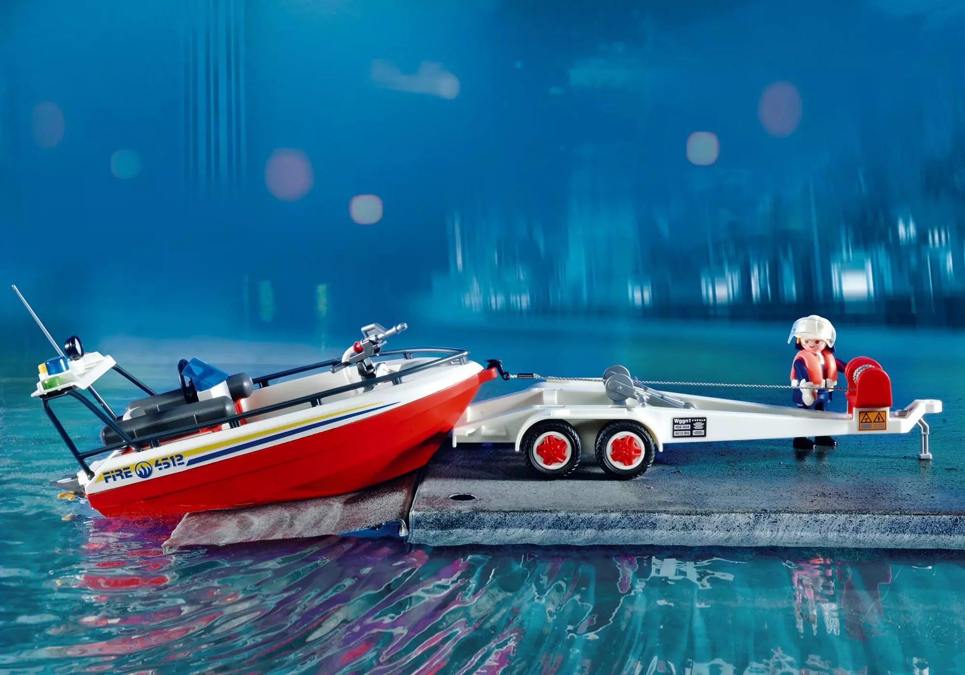 Playmobil 4823 Sammlerstück Rescue Action Feuerwehrboot - plegobil