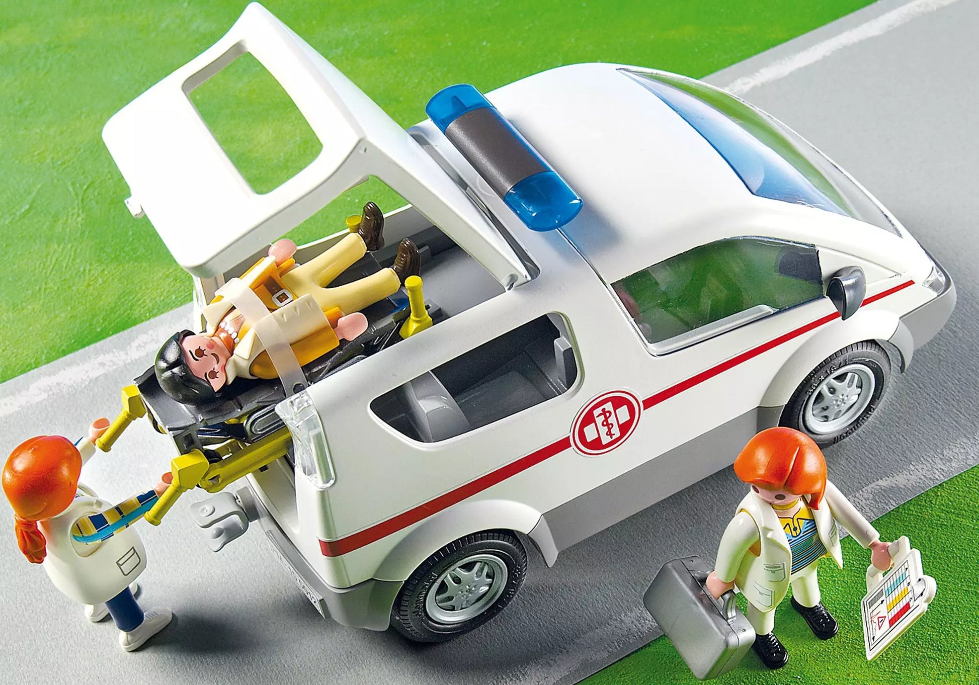 Playmobil 5012 City Life Ambulanz mit Notarzt-Pkw - plegobil