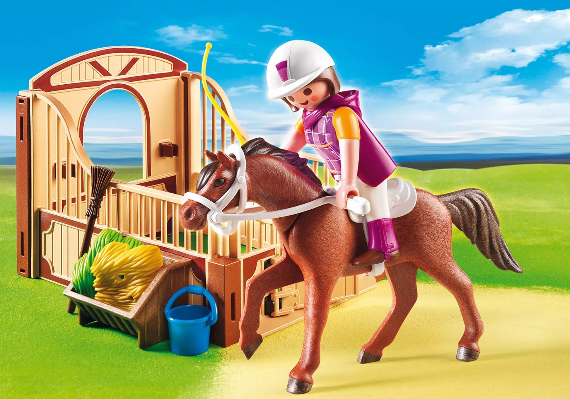 Playmobil 5518 Country Shagya Araber mit braun-beiger Pferdebox - plegobil