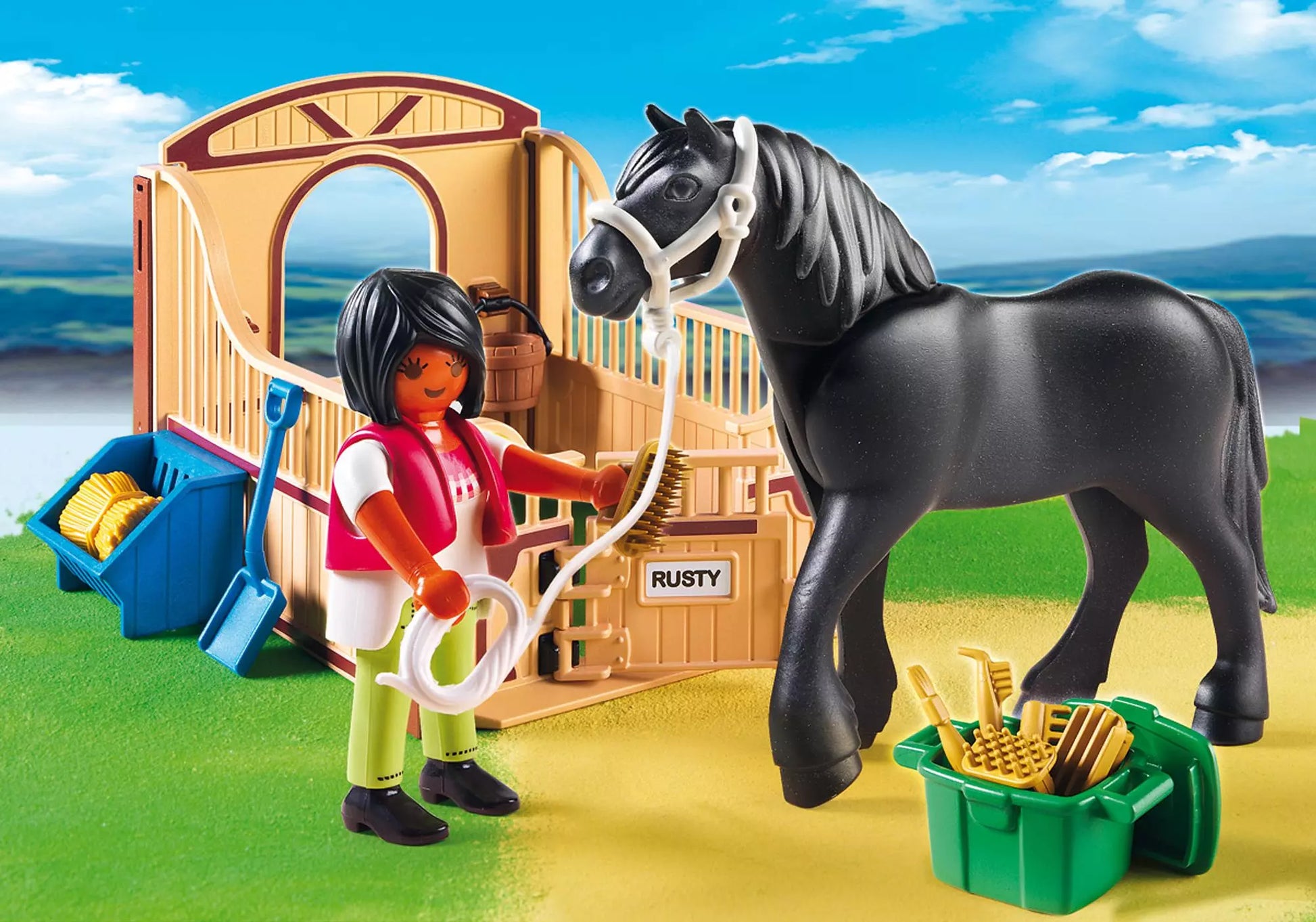 Playmobil 5519 Country Friese mit braun-beiger Pferdebox - plegobil