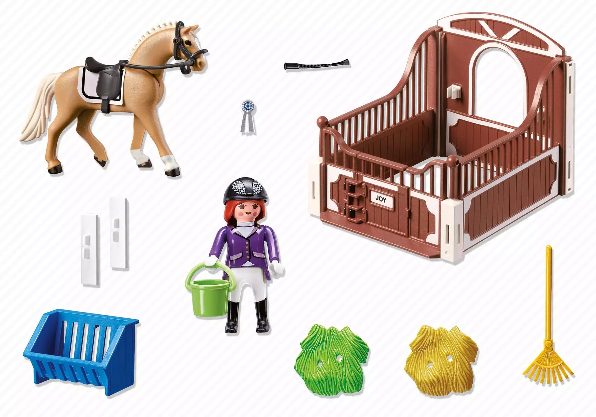Playmobil 5520 Country Warmblut mit weiß-brauner Pferdebox - plegobil