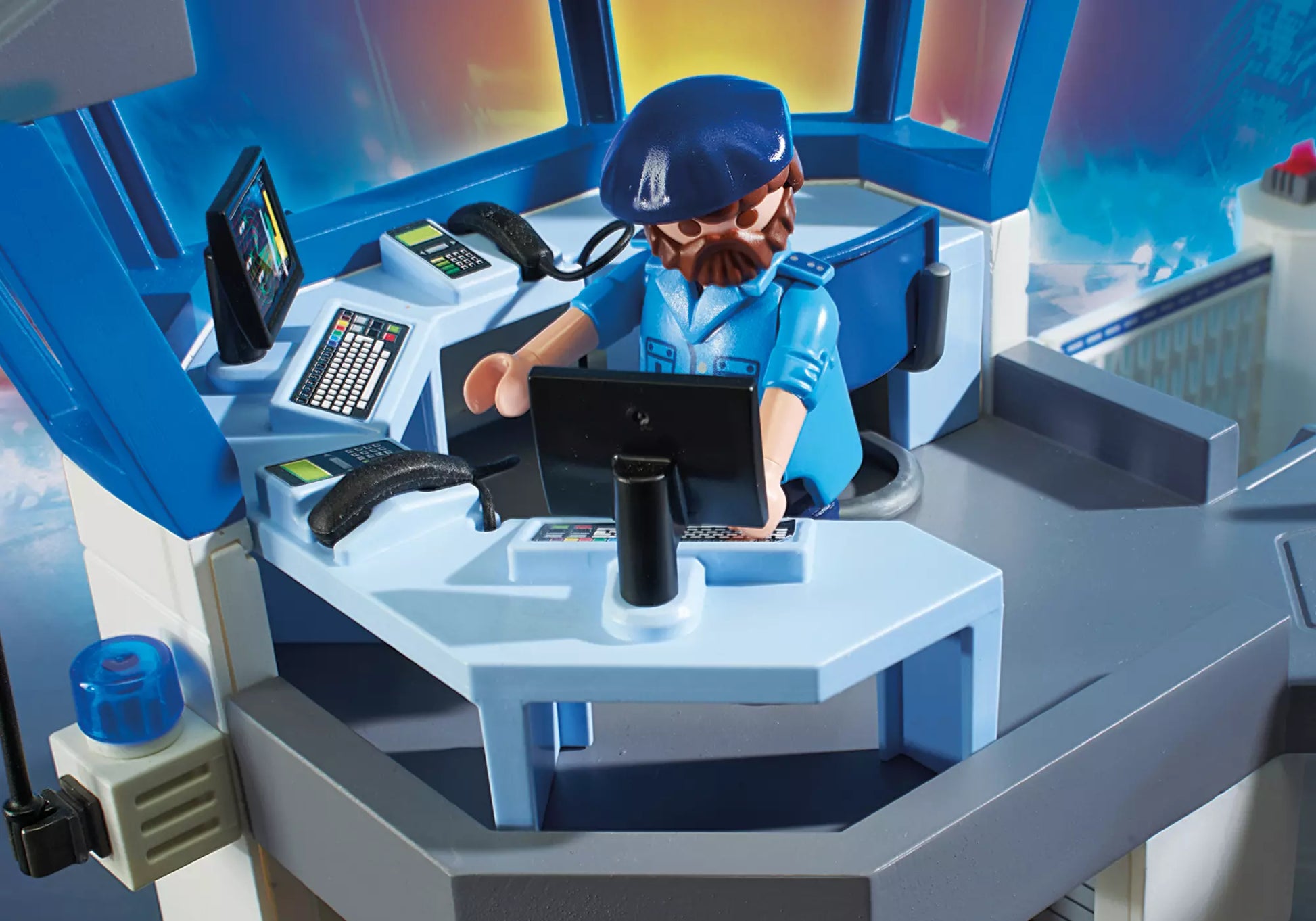 Playmobil 6872 City Action Polizei-Kommandozentrale mit Gefängnis - plegobil