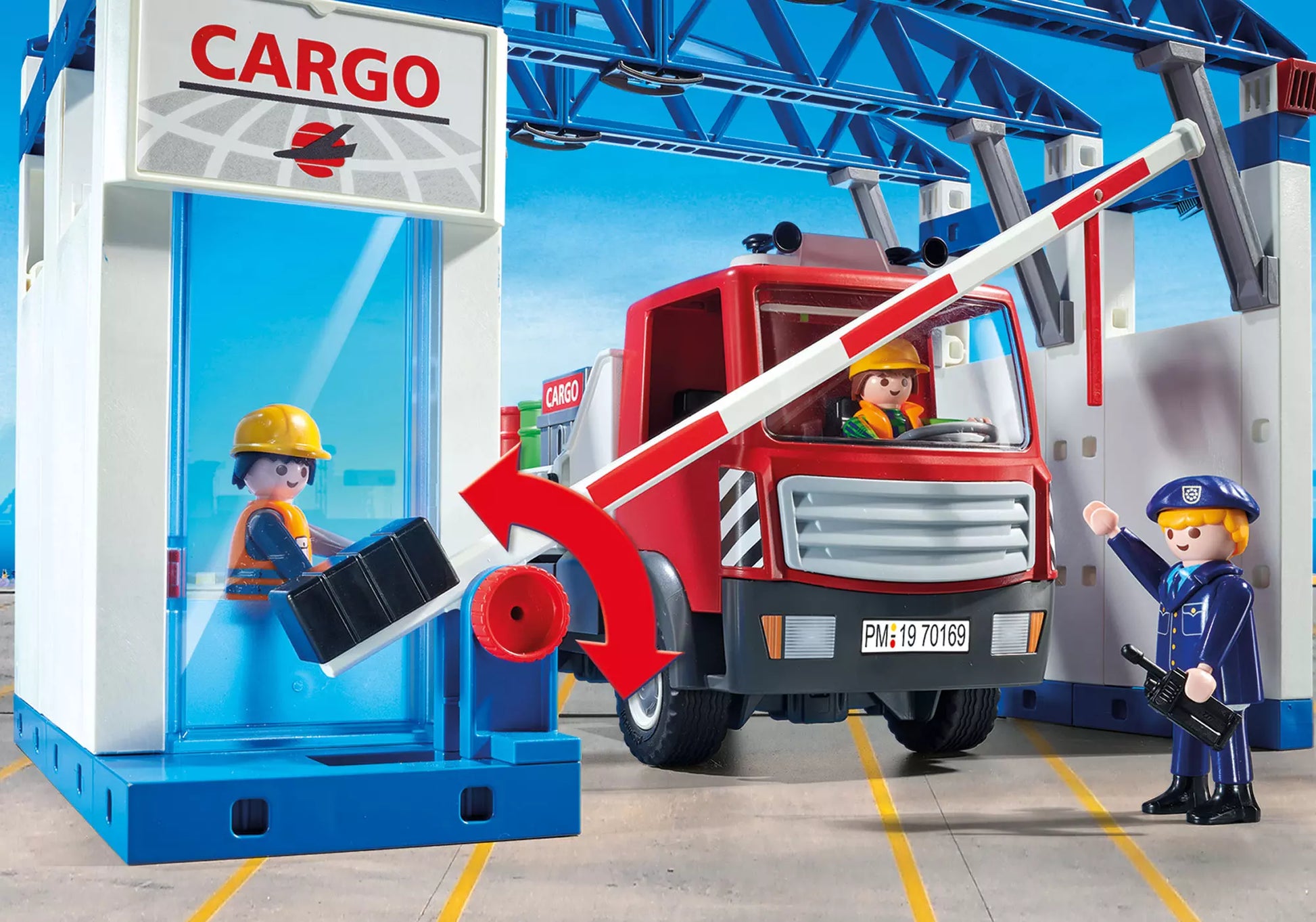 Playmobil 70169 City Action Cargo-Halle mit Transportfahrzeugen - plegobil