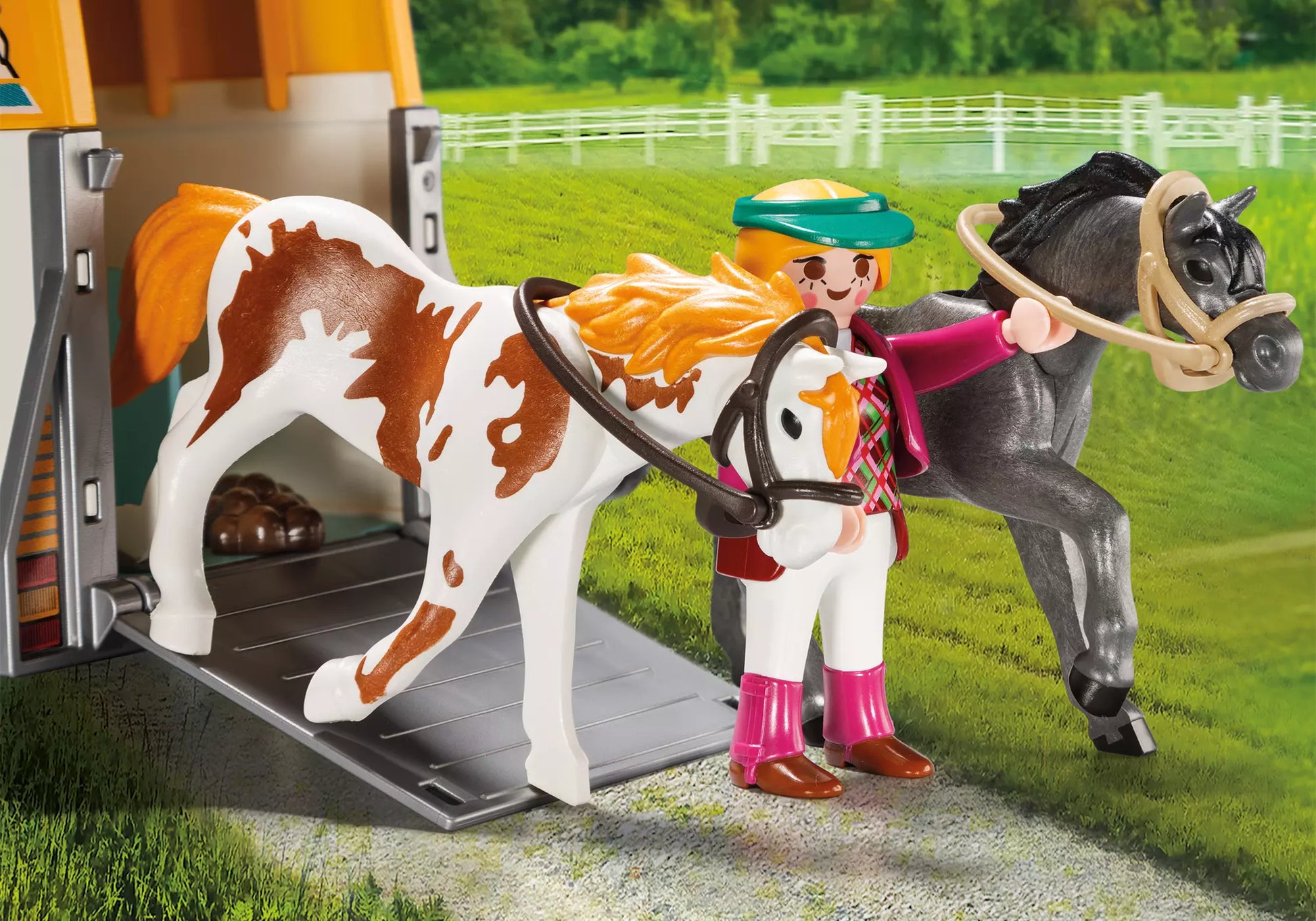 Playmobil 70325 Country Pferdestall Bauernhof - plegobil