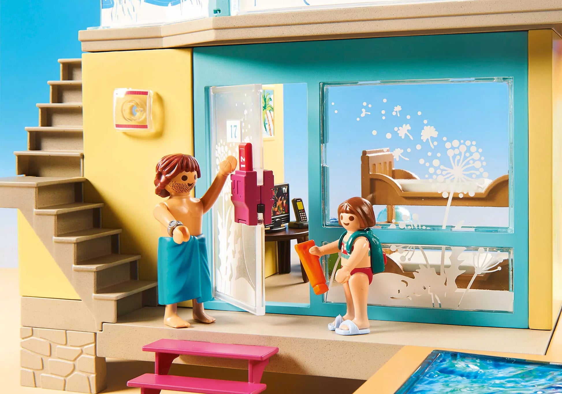 Playmobil 70435 Family Fun Bungalow mit Pool - plegobil