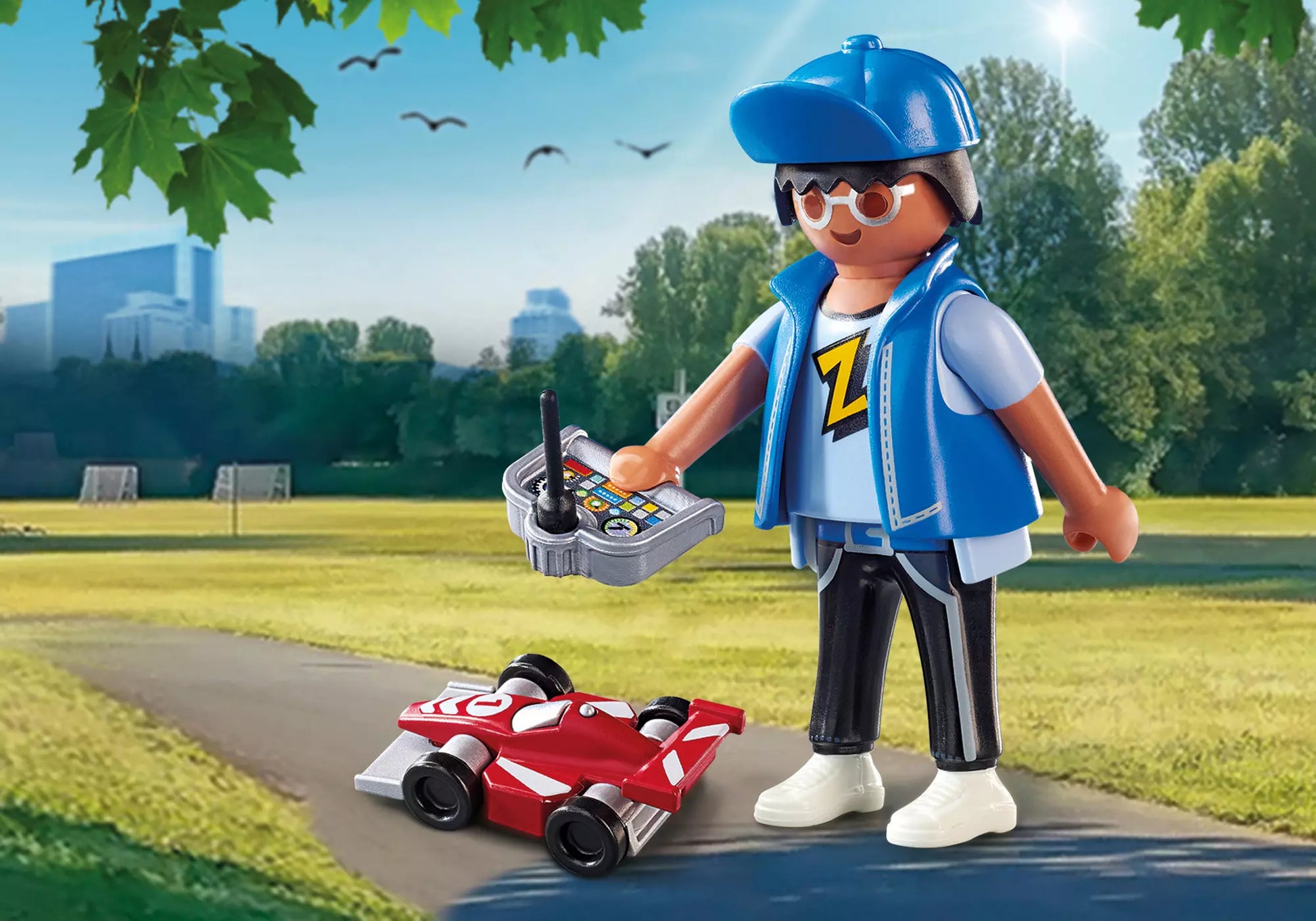 Playmobil 70561 Playmo-Friends Teenie mit RC-Car - plegobil