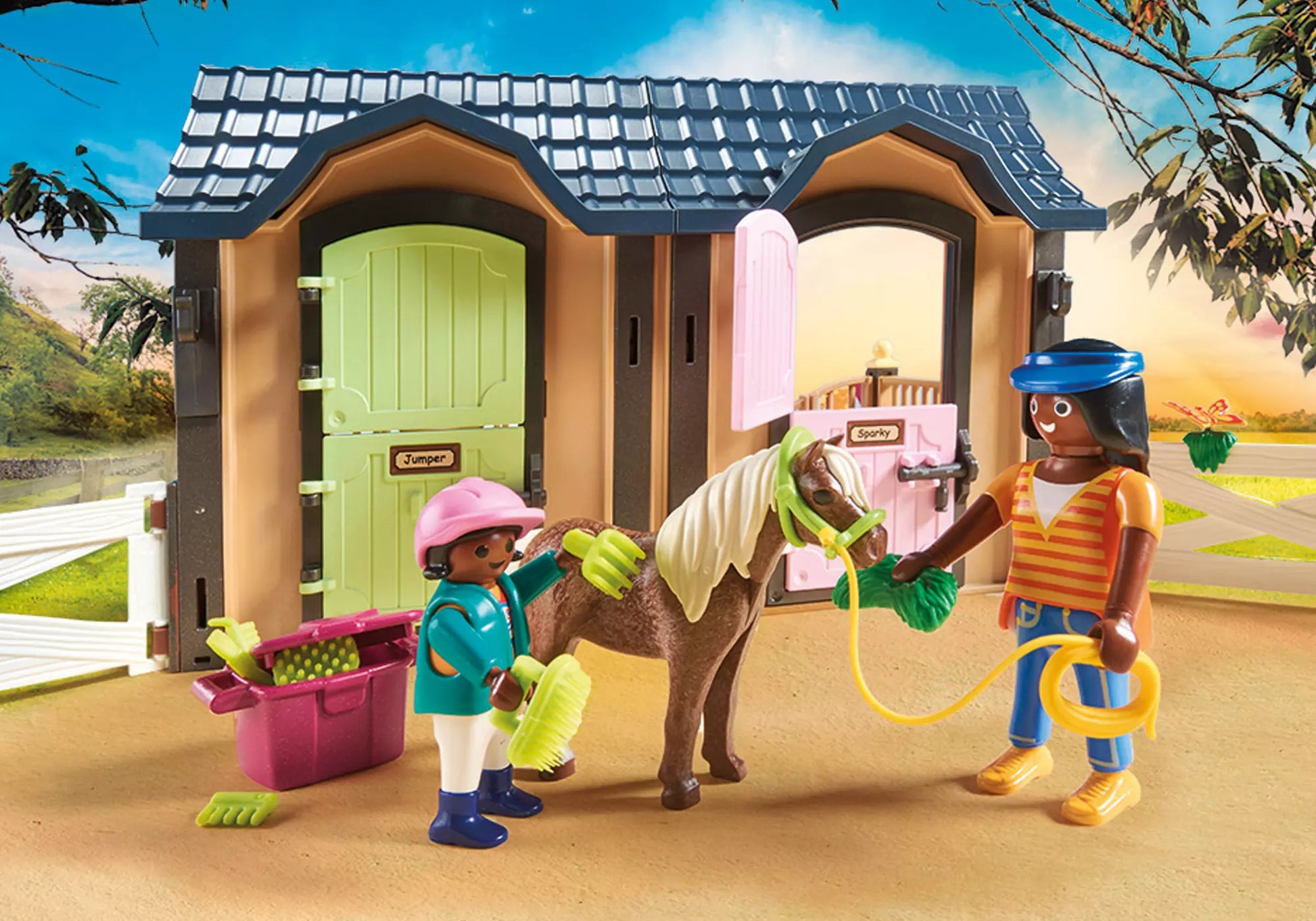 Playmobil 70995 Country Promo Pack Reitunterricht mit Pferdeboxen - plegobil