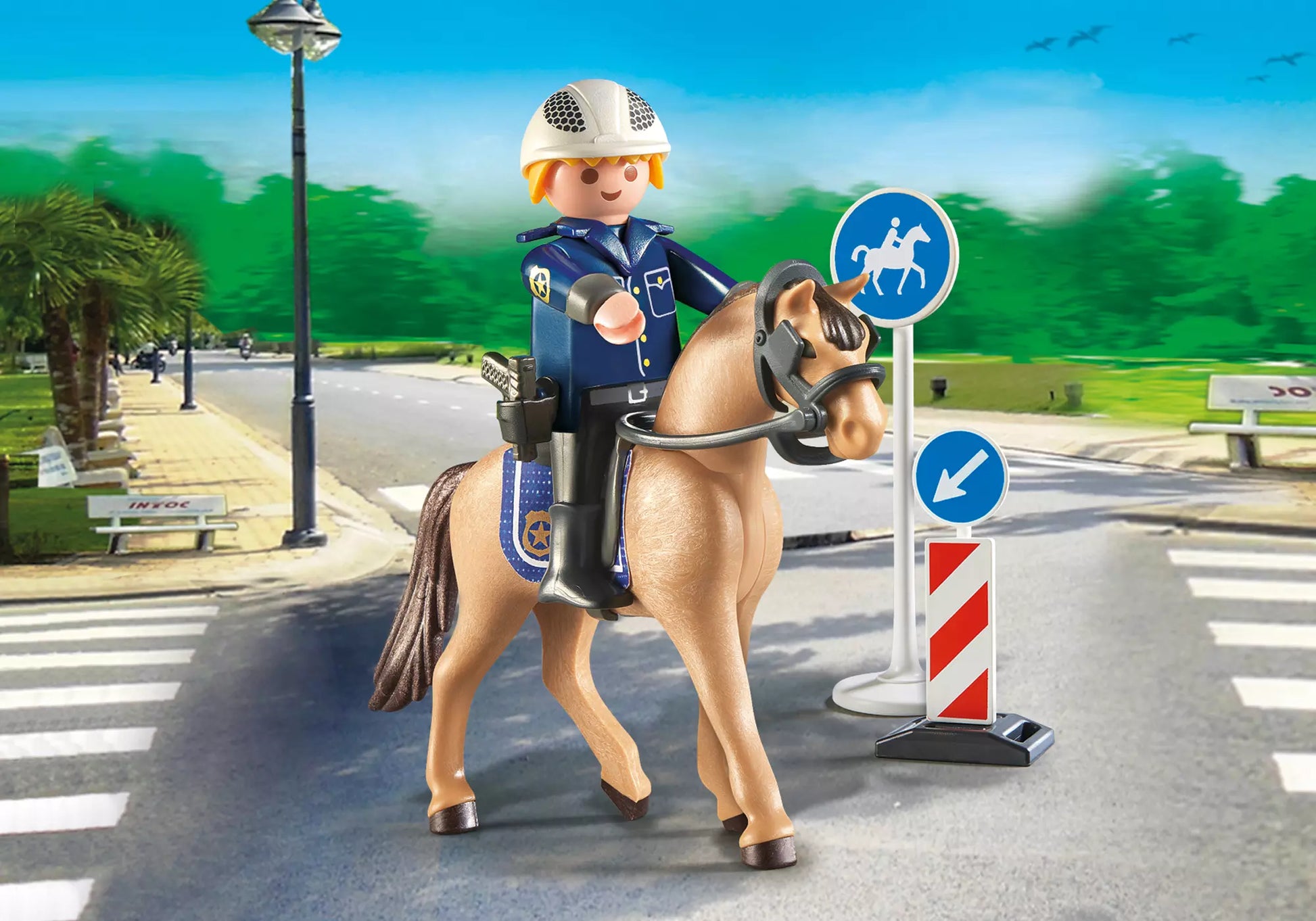Playmobil 9260 Country Berittener Polizist - plegobil