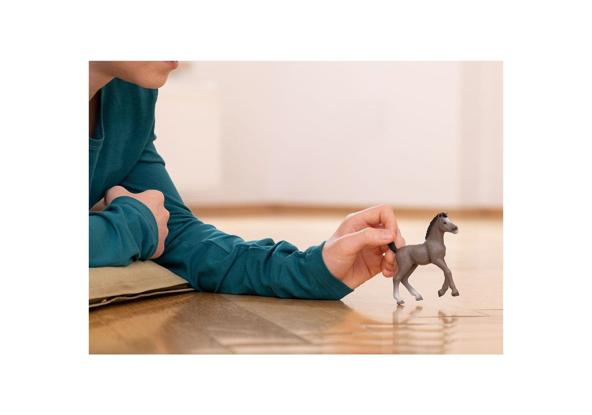 Schleich 13957 Horse Club: Cheval de Selle Francais Fohlen - plegobil