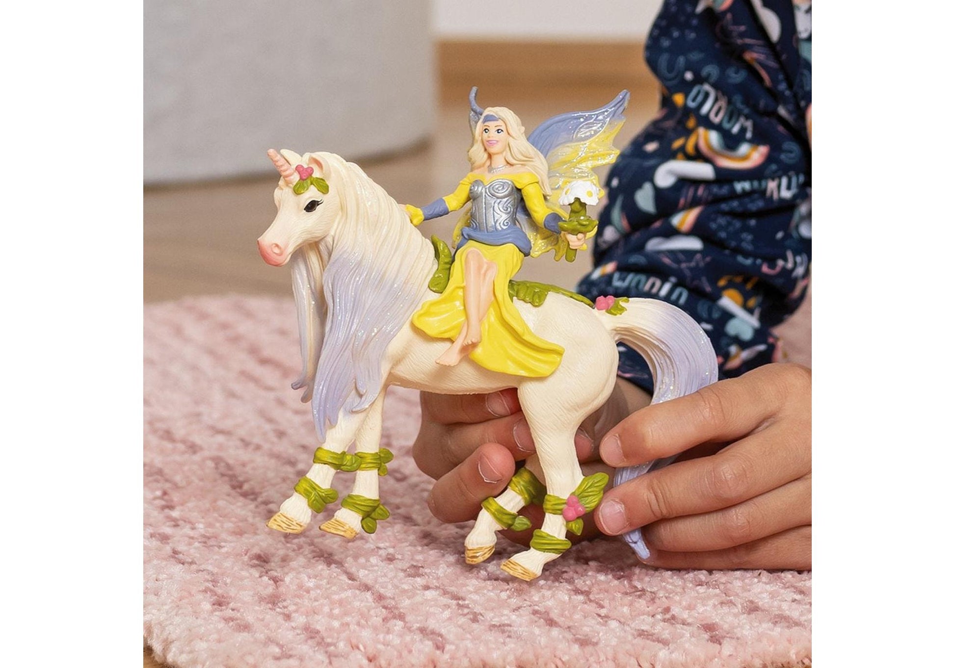 Schleich 70565 Bayala: Sera mit Blüten-Einhorn - plegobil